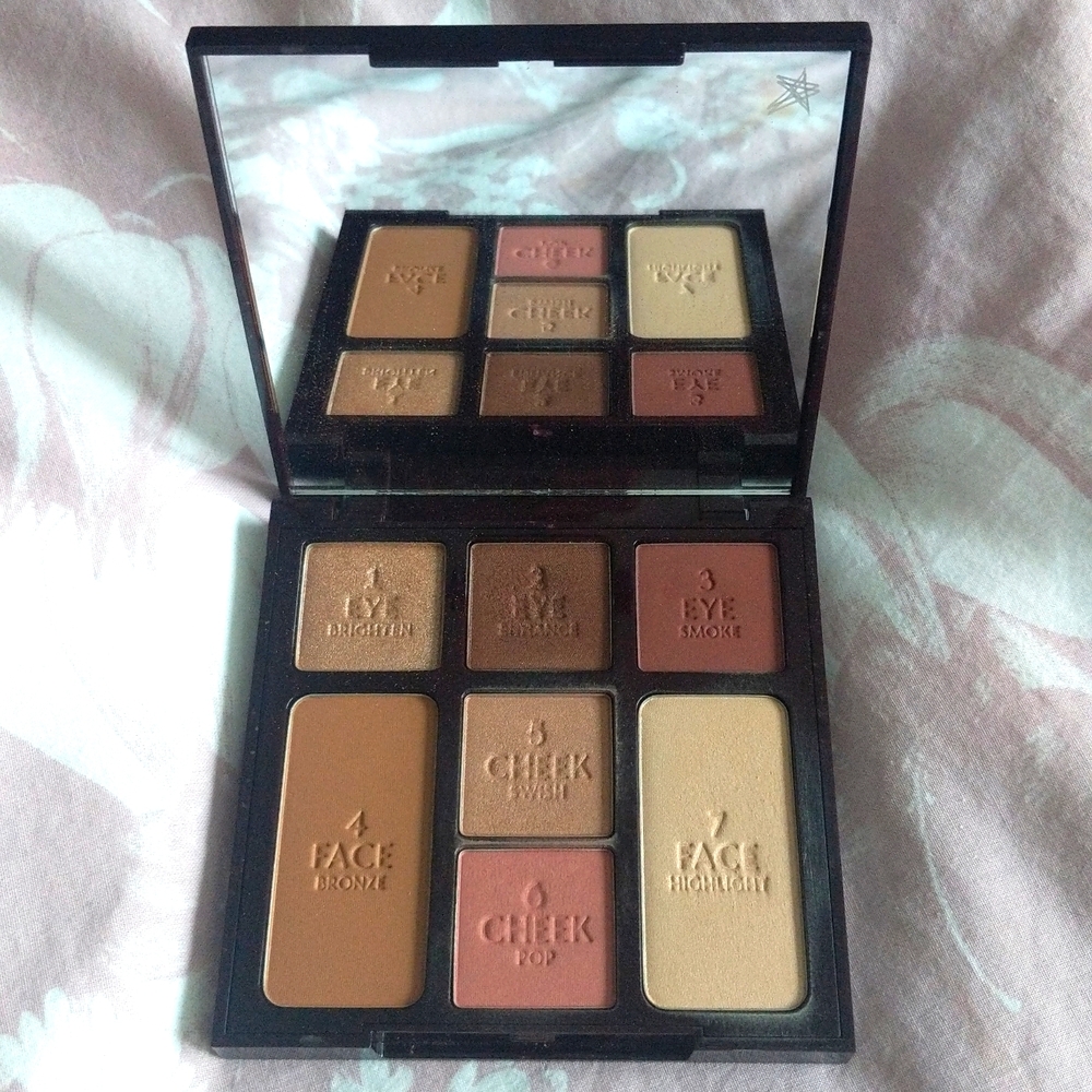 Charlotte Tilbury gorgeous glowing beauty palette